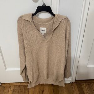Aerie V-Neck Sweater in Beige